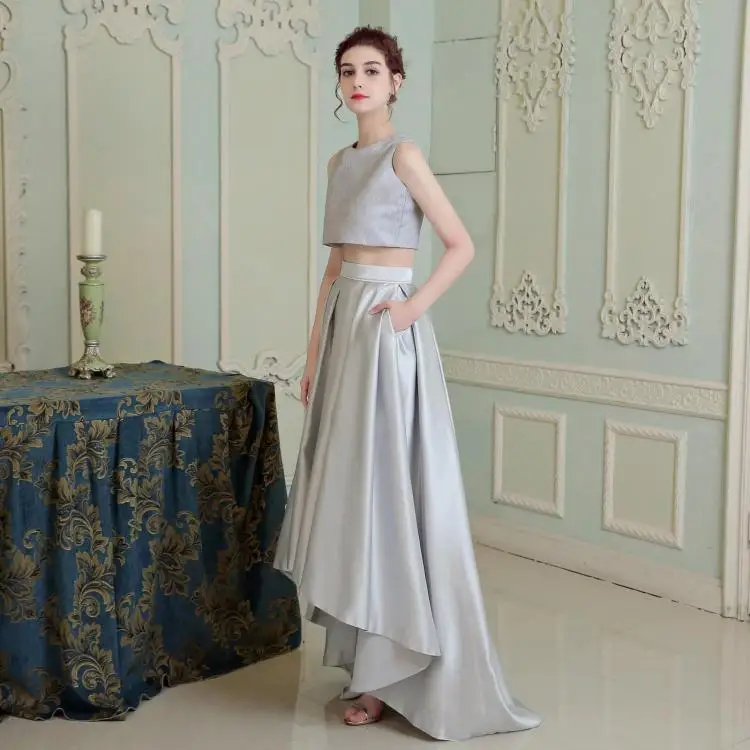 Атласное вечернее платье без рукавов ТРАПЕЦИЕВИДНОЕ длинное с высоким/низким