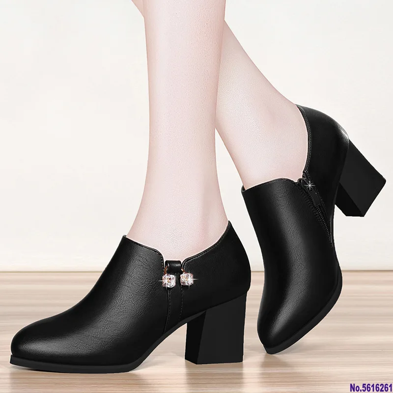 Женские ботинки Ботинки Martin на молнии с острым носком высоком толстом каблуке 8