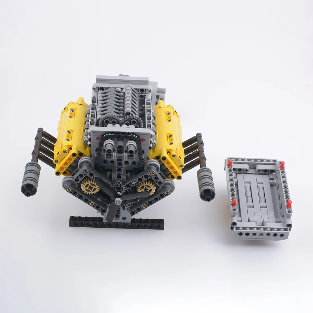 

945Pcs V8 Engine Bricks Model MOC Dynamic Display Toy