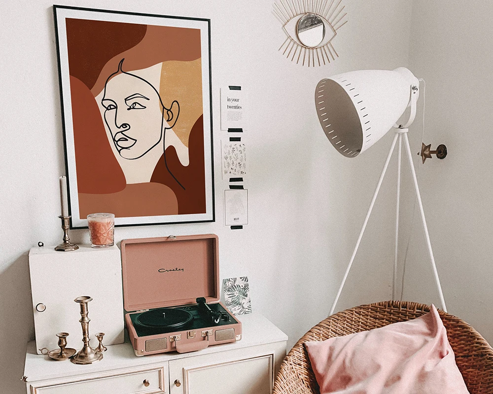 Женская линия для лица Художественная печать | Минималистичный женский рисунок