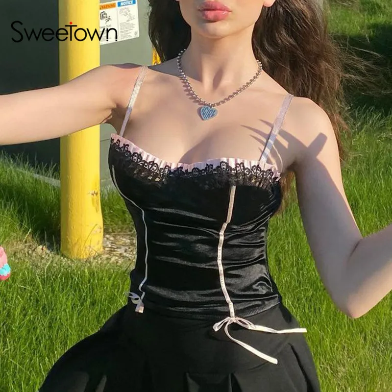 

Sweetown Black Goth Aesthetic Cami Crop Top Patchwork Lace Trim Vintage E Girl Clothes Contrast Stitched Lace Up Summer Y2K Tops