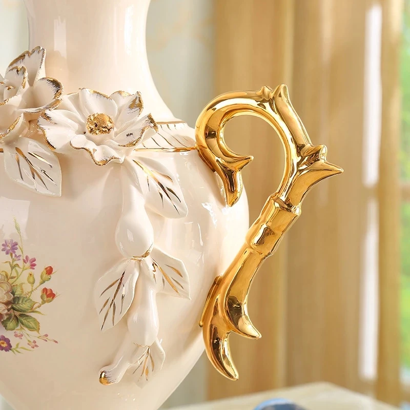 Европейская позолоченная фарфоровая ваза цвета слоновой кости современная