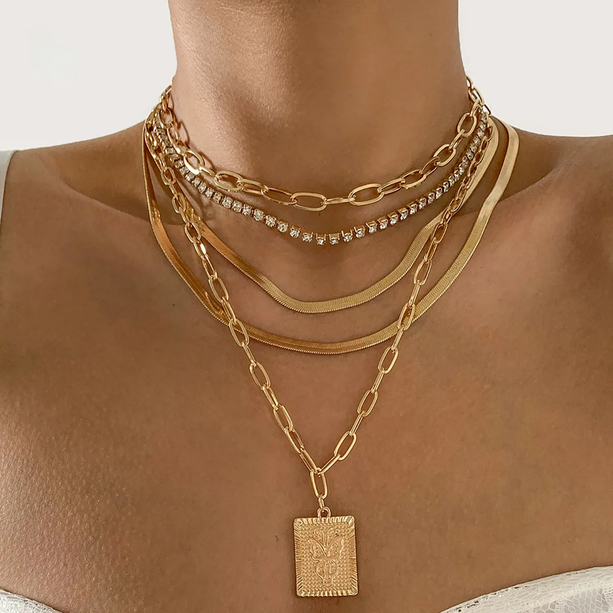 

Boho Square Butterfly Pendant Necklace Women's Retro Flat Snake Chain Shiny Rhinestone Hollow Cross Necklaces Set Girl Jewelry