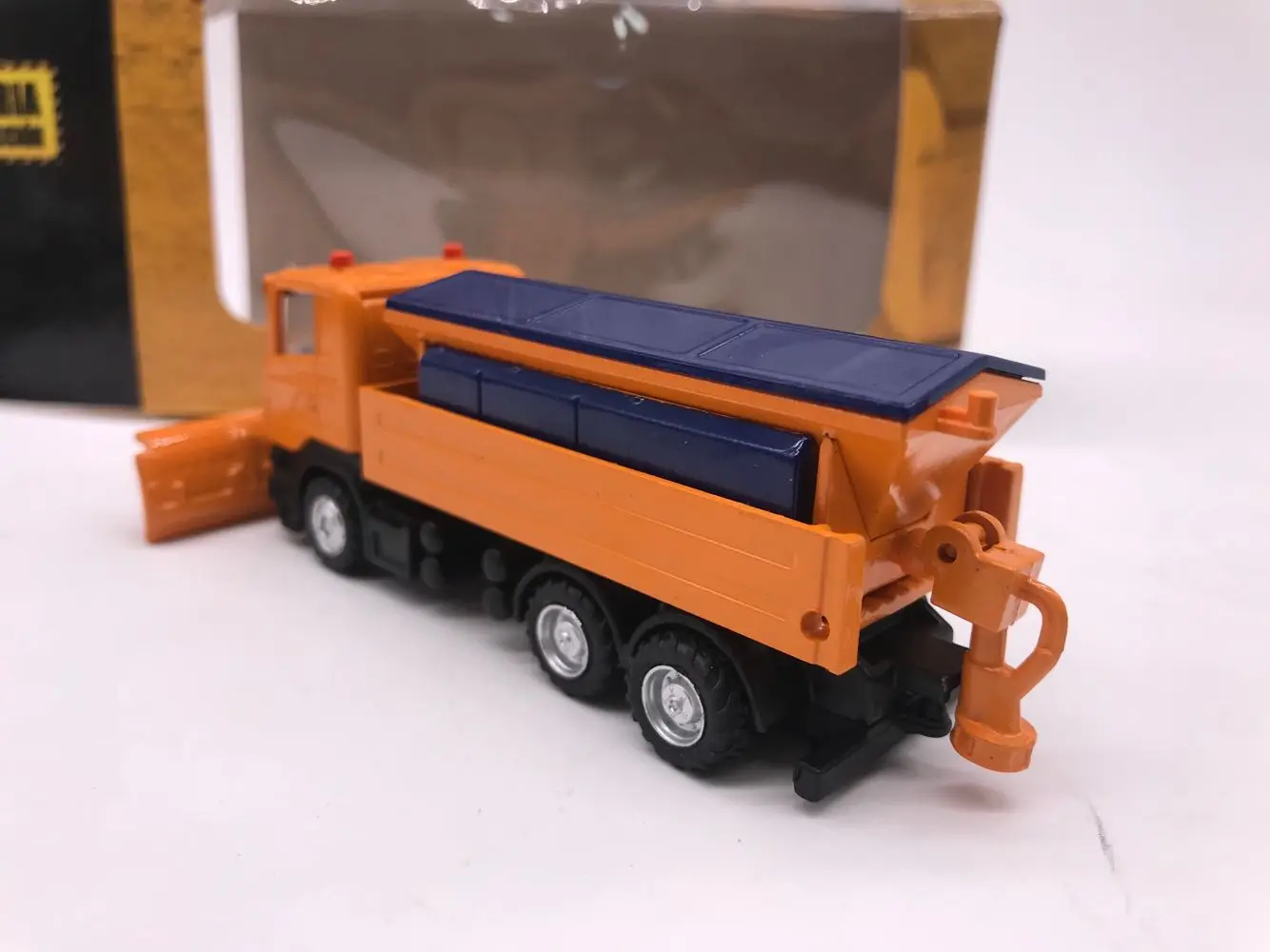 Модель автомобиля из инженерного сплава 1:87 Scan ia P 380 для детей Игрушечная модель