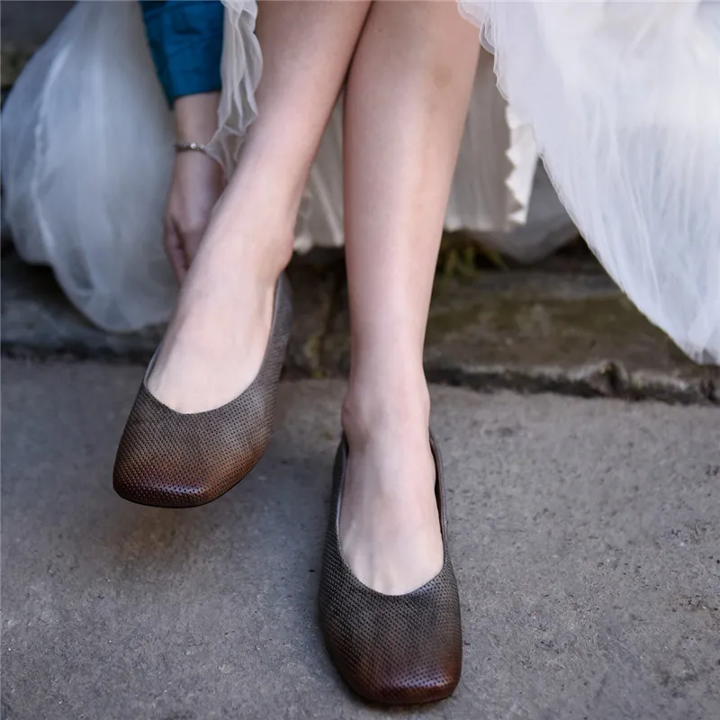 Оригинальные женские туфли Artmu из натуральной кожи с вырезами ретро бабушкины