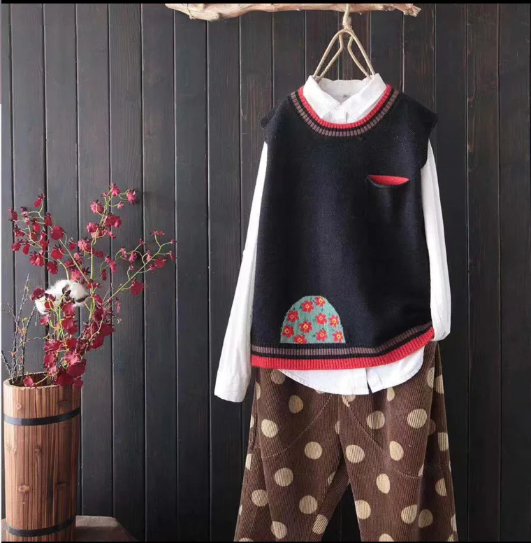 Autumn sweater Sen female loose short Slim wild vest round neck color matching bottoming top |