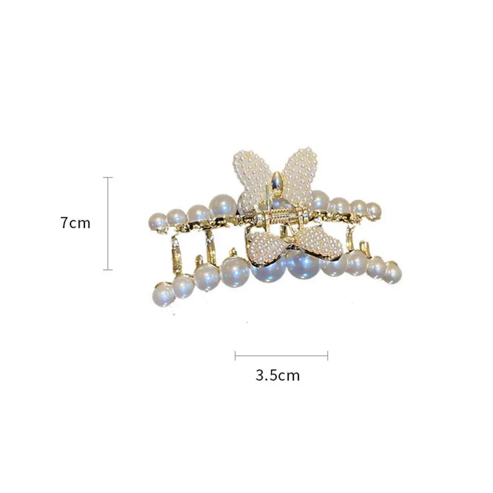 

1 Pcs Fashion Vintage Pearl Hair Claw Personality Pearl Bow Hairpin Elegant Sweet Temperament Hair Styling Tools Female Girls