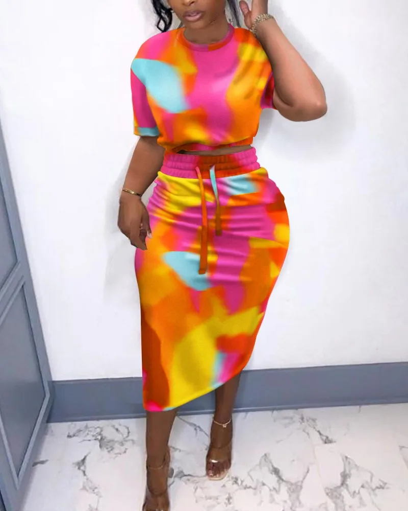 

2021 Women NEW Dress Tie-Dye Printed Lace Slit Short Sleeve Skirt Abstract Tie Dye Print Crop Top & Split Back Skirt Set
