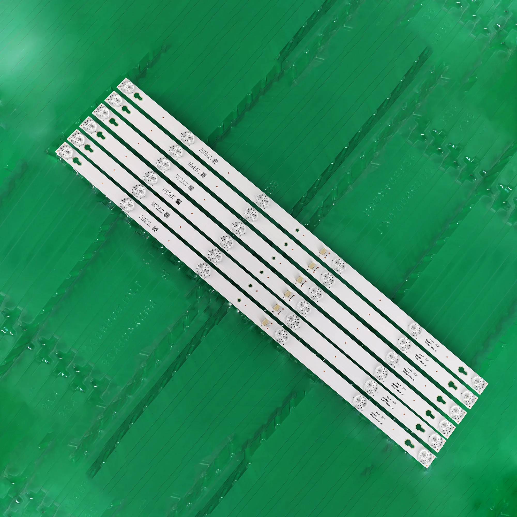 Новые 8 шт./компл. 6 светодиодный (6V) 560 мм Подсветка полосы для L32P1A 4C LB3206 HR03J HR01J 32D2900