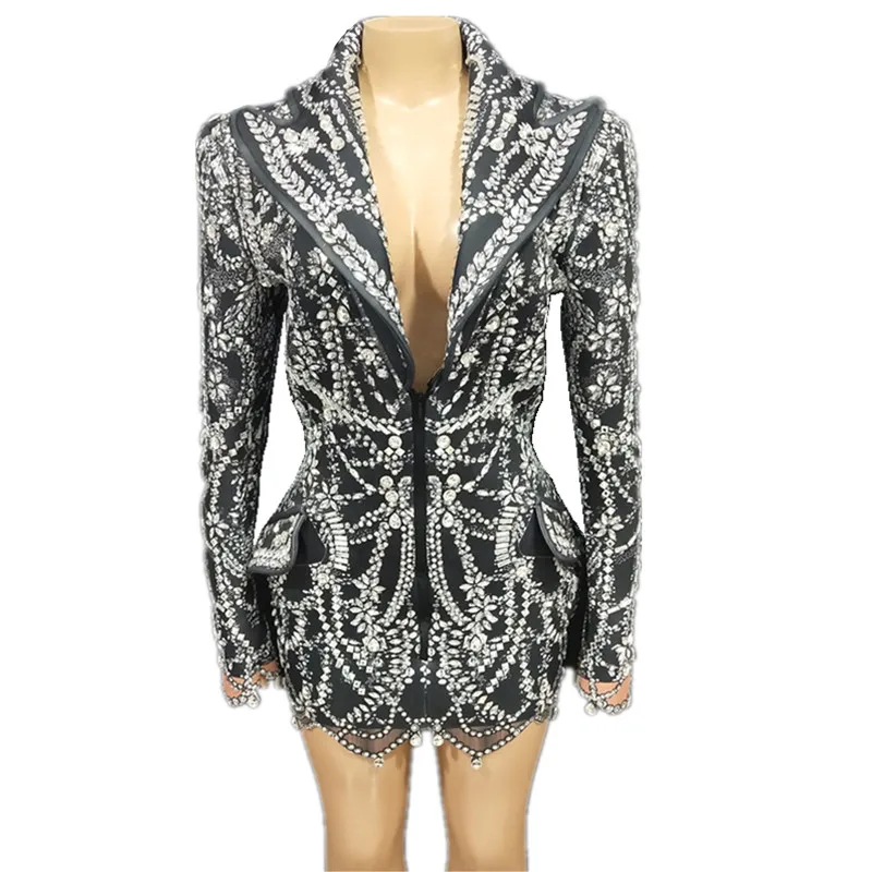 

Sparkly Rhinestones Suit Jacket Crystals Diamond Blazers Women V-neck Slim Coat Singer Host Concert Overcoat Sexy Stage Costume