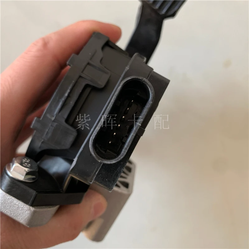 Электронная педаль акселератора Sinotruk Shanteca 811W25970 6103|Датчик сигнала переключения| |