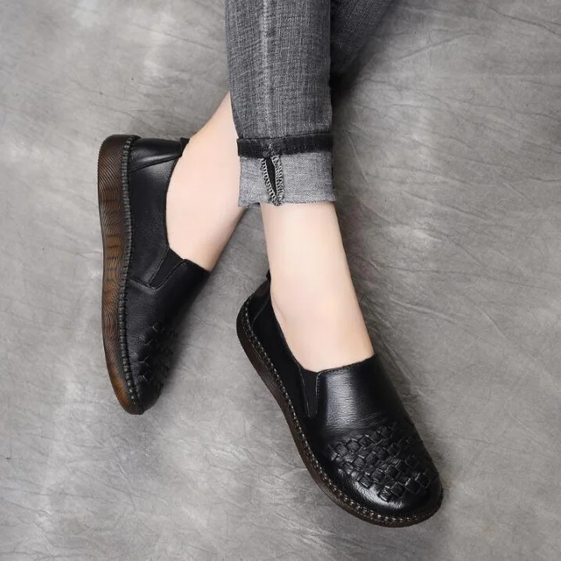 RUSHIMAN 2021 Fashion Loafers Genuine Leather Women Flats Soft Comfortable Casual Shoes handmade Flat Shoes