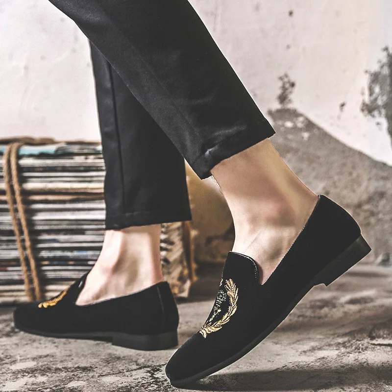 Мужские замшевые туфли с вышивкой | Обувь