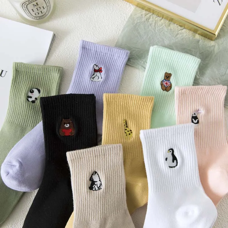 

Warm Cute Embroidery Animal Funny Socks Harajuku Panda Penguin Rabbit Giraffe Cartoon Socks Women Happy Calcetines Mujer Meias