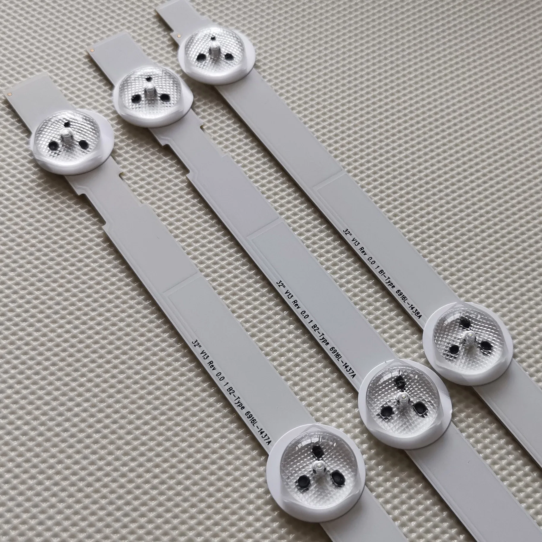 3 шт. оригинальный Светодиодные ленты для LG 32 ''ROW2.1 Rev ТВ 32ln541v 32LN540V 6916L 1437A 1438A 1204A