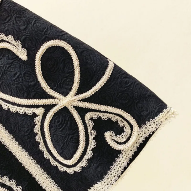 

Elegant High Waist Lace Embroidered Skirts Women 2021 Spring Summer Slim Fit A-Line Mini Skirt Fashion Black Wrap Skirt S-XL