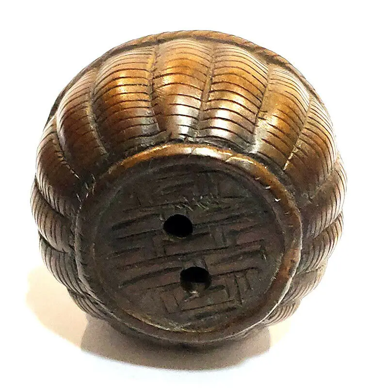 

Y7479 - 2" Hand Carved Japanese Boxwood Netsuke Figurine Carving : Rabbit on Basket