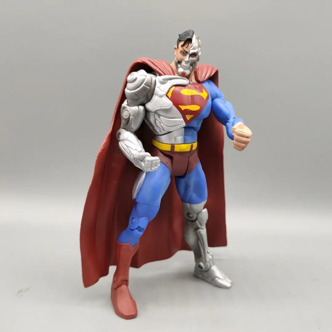 Экшн-Фигурка Супергерои Вселенной DCU киборг Хэншоу 6 дюймов