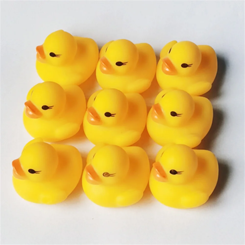 5 шт. милые маленькие Игрушки для ванны Желтая утка со сдавливаемым звуком ванной