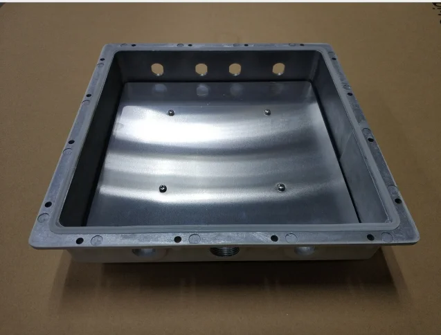 

7 large outer shell of AP bridge gateway base station: the cavity is cast aluminum, with 6 M16 holes and 1 M22 hole
