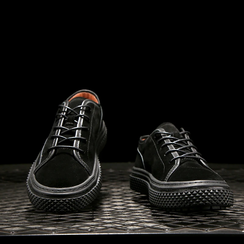 

Winter Men Casual Flat Shoes Street Retro Lace Up Cow Suede Sneakers Spring Autumn New Work Safety Low Top Shoes Black Trainers