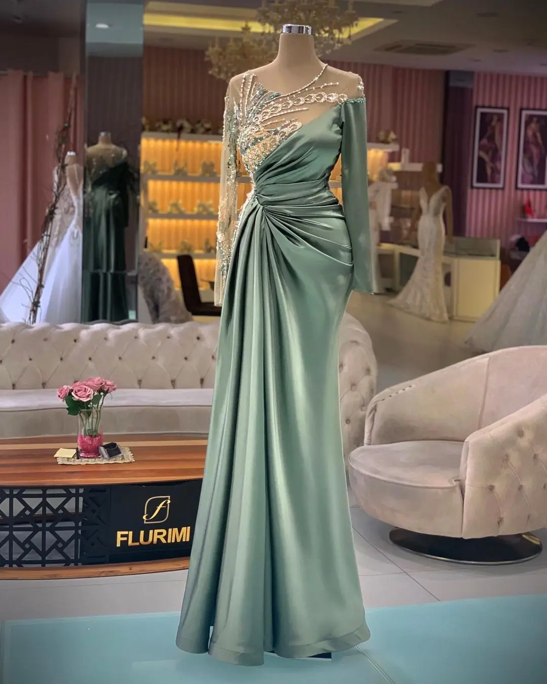 

Green Beaded A-line Evening Dresses Long Sleeves Pleated Women Prom Gowns Appliques Party Event Robe de mariée