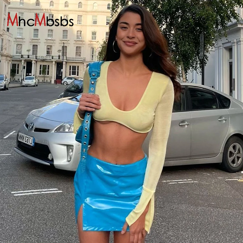 

Женская футболка с длинным рукавом, с глубоким вырезом и разрезом, сексуальный однотонный корсет, укороченный топ, модель сезона осень 2021 го...