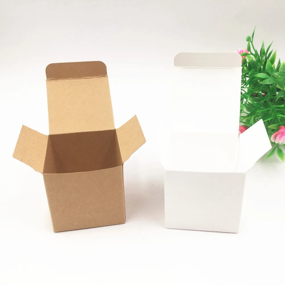 

50pcs High Quality 5x5x5cm Kraft Paper Candy Box Square Shape Wedding Gift Party Supply Cupcake Package box