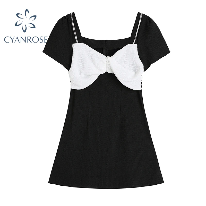 Женское мини платье с бантом на бретелях короткое элегантное квадратным вырезом