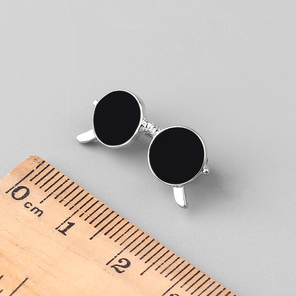 Мода и черной эмалью в виде солнцезащитные очки Pin прохладно летом значки броши