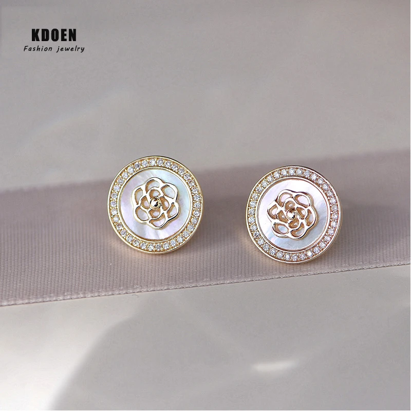 2020 Новые Элегантные классические узор Круглый Кусок серьги для женщин модные