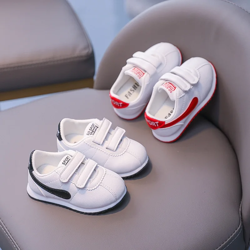 Кроссовки Детские на мягкой подошве в полоску липучке плоской D09251 | Мать и