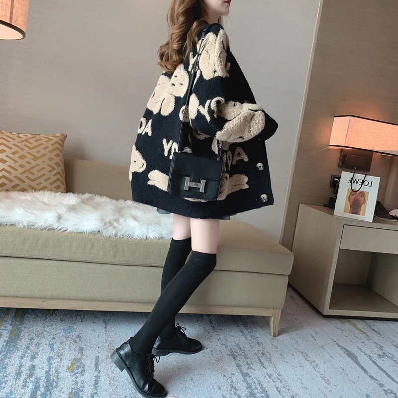 

Knitted Women Cute Teddy Bear Sweaters Red Loose Body Vintage Kawaii Sweater 2021 Harajuku Clothes New Cartoon Patten Cardigans