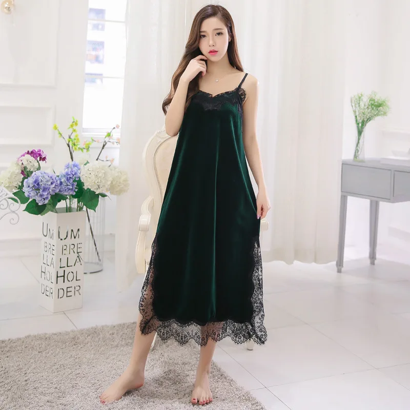 Элегантная бархатная длинная ночная рубашка кружевная сорочка с разрезом по