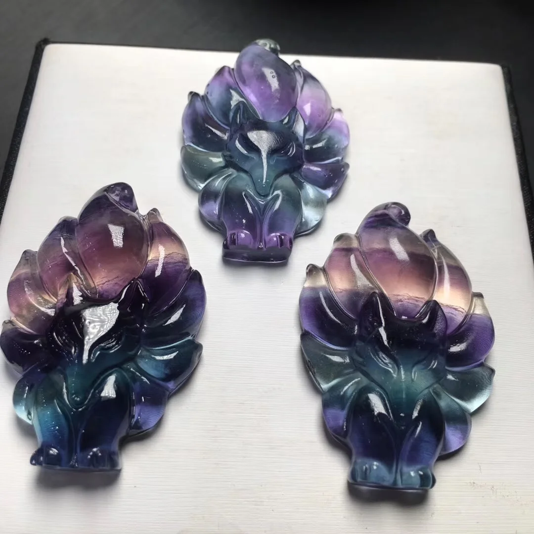 Подвеска из натурального флюорита лиса фея брак дружба мужское и женское