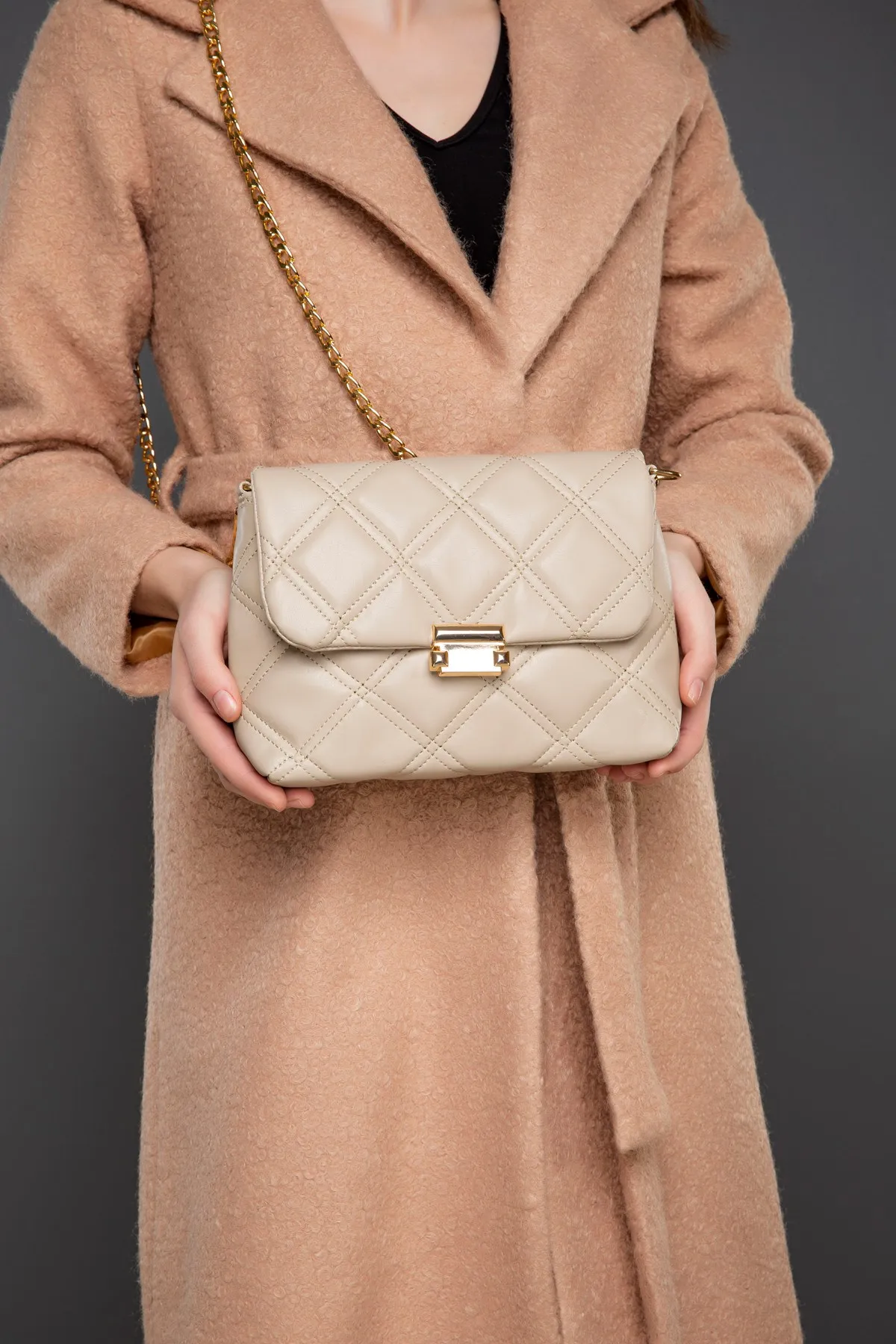 

Women's Quilted Stitching Mıktanıs Clamshell Hand and Shoulder Bag VL7859