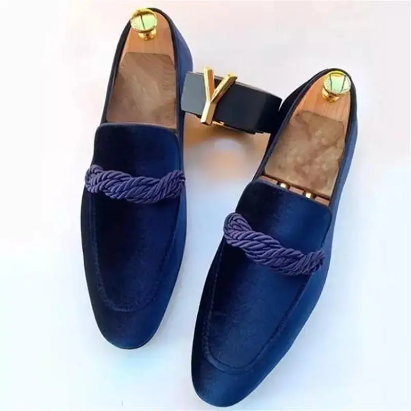 

High-quality Men's Shoes Artificial Suede Pointed Loafers Low-heeled Retro Classic Slip-on Fashion Everyday Casual Shoes ZQ0101