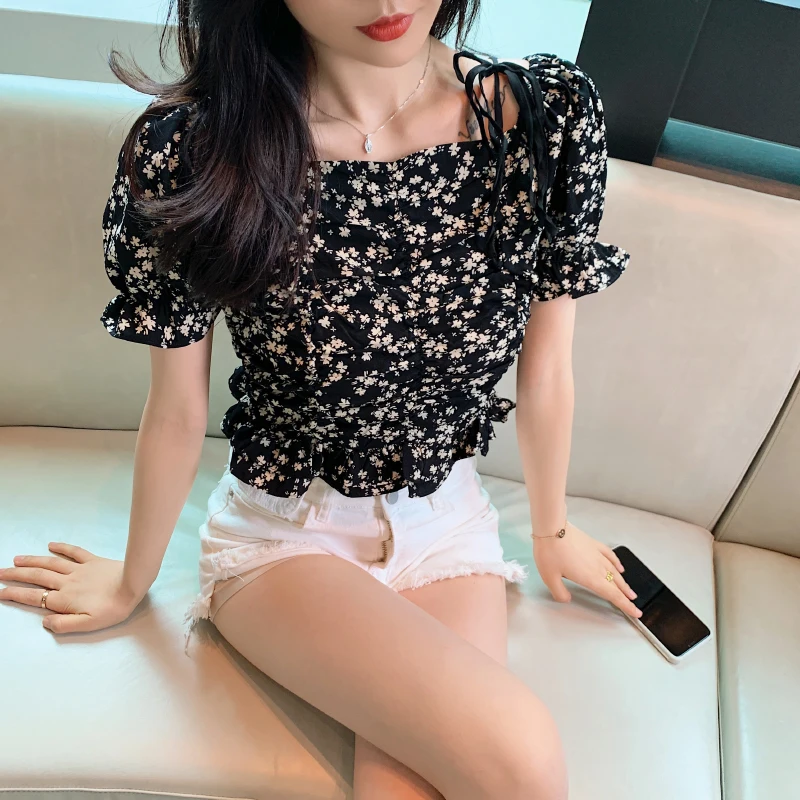 

Шифоновая Блузка с цветочным принтом, квадратным вырезом и оборками, на шнуровке, с пышными рукавами, летняя блузка, праздничный Повседневн...