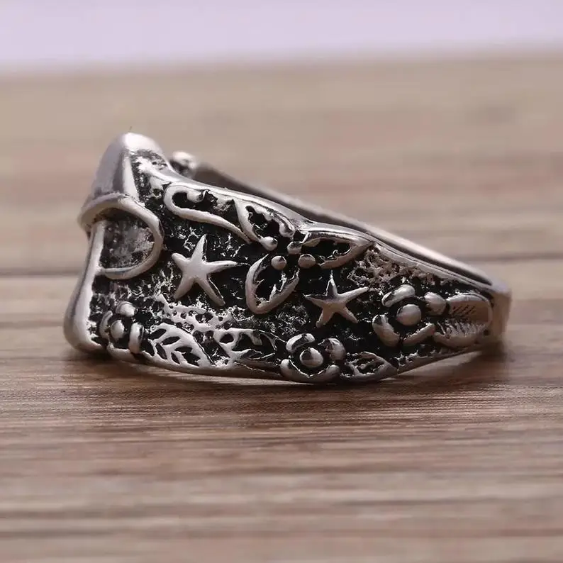 

Rings for Women Men Mushroom Star Flower Ring Hiphop Punk Nightclub Biker Rings Statement Couple Party Ring Jewelry Wholesale