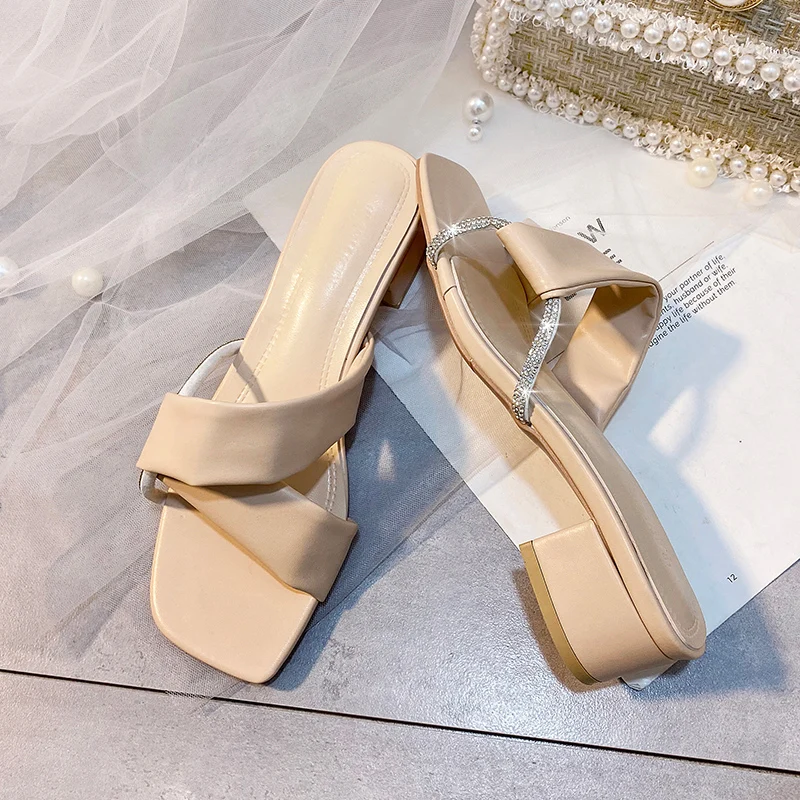 

Shoes Thin Heels Slippers Women Summer Heeled Mules Pantofle Luxury Slides Med High 2021 Designer Soft Fashion PU Hoof Shoes Wo