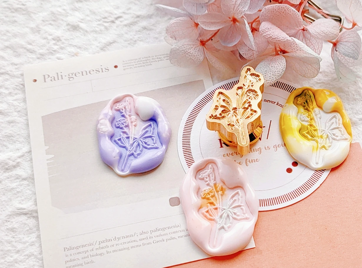 

Наклейки в виде бабочек и цветов