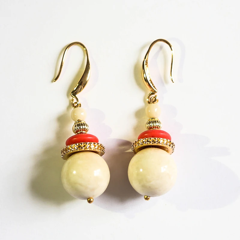

Fashion Handmade Beige Beads Red Stone Pendant Dangle Earrings for Women Elegant Party Earring Gold Color Jewelry Gift Z4D336