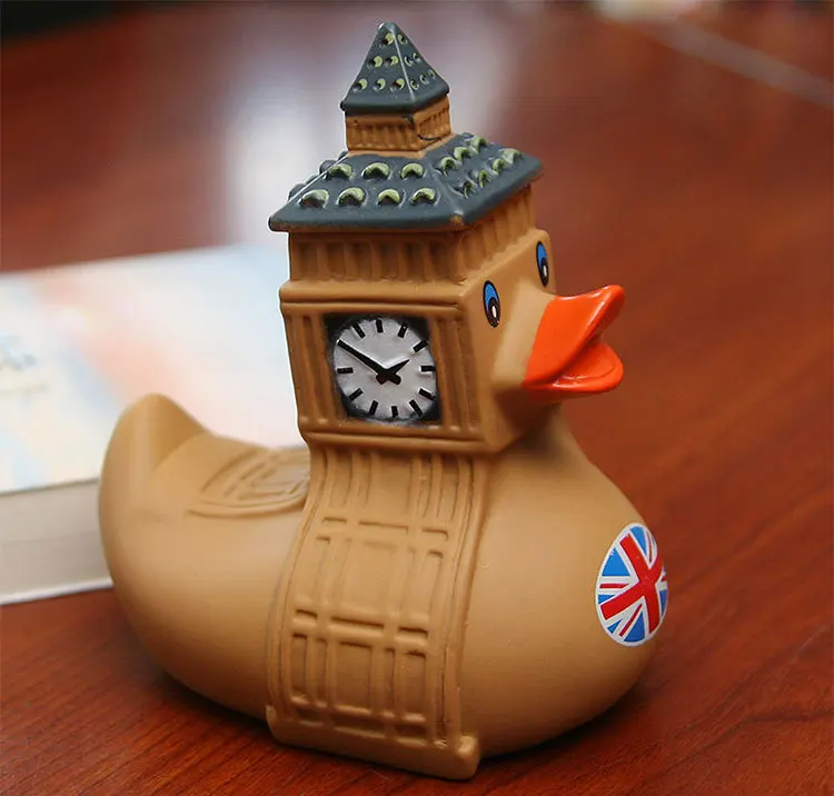 Classic Bathroom Toy UK Big Ben Duck Cute Baby Bath games floating special rubber duck Cognitive toy for children | Игрушки и хобби