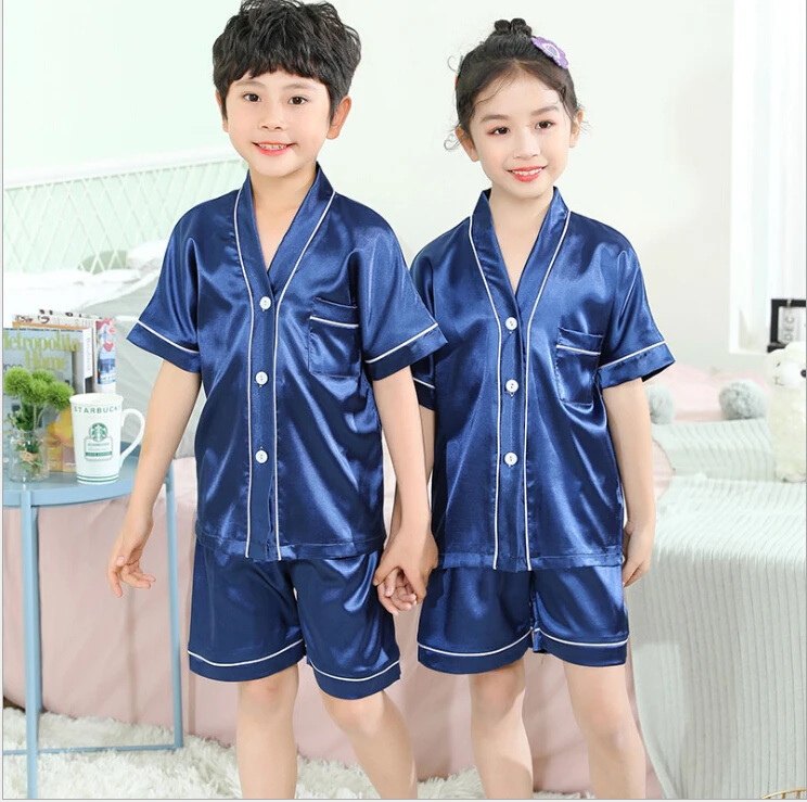 

Пижамы для девочек комплект летней одежды с короткими рукавами для детей, одежда для сна, комплект лед Шелковая пижама для мальчиков Пижамн...