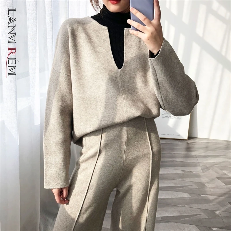 

LANMREM 2022 Spring Autumn V Neck Sweater For Female Long Sleeves Short New Solid Color Women's Fashion Sweaters 2M284