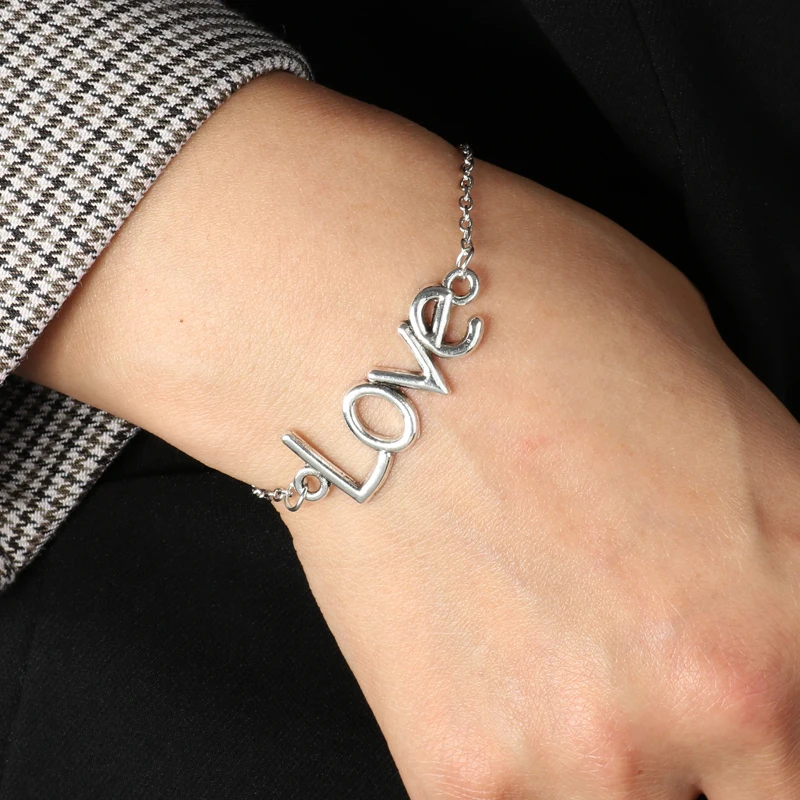 

Fashion Lock Arrow Crown Hearts Cross Bracelets for Women Charms Bangles Alloy Jewelry Femme Bijoux Berloques
