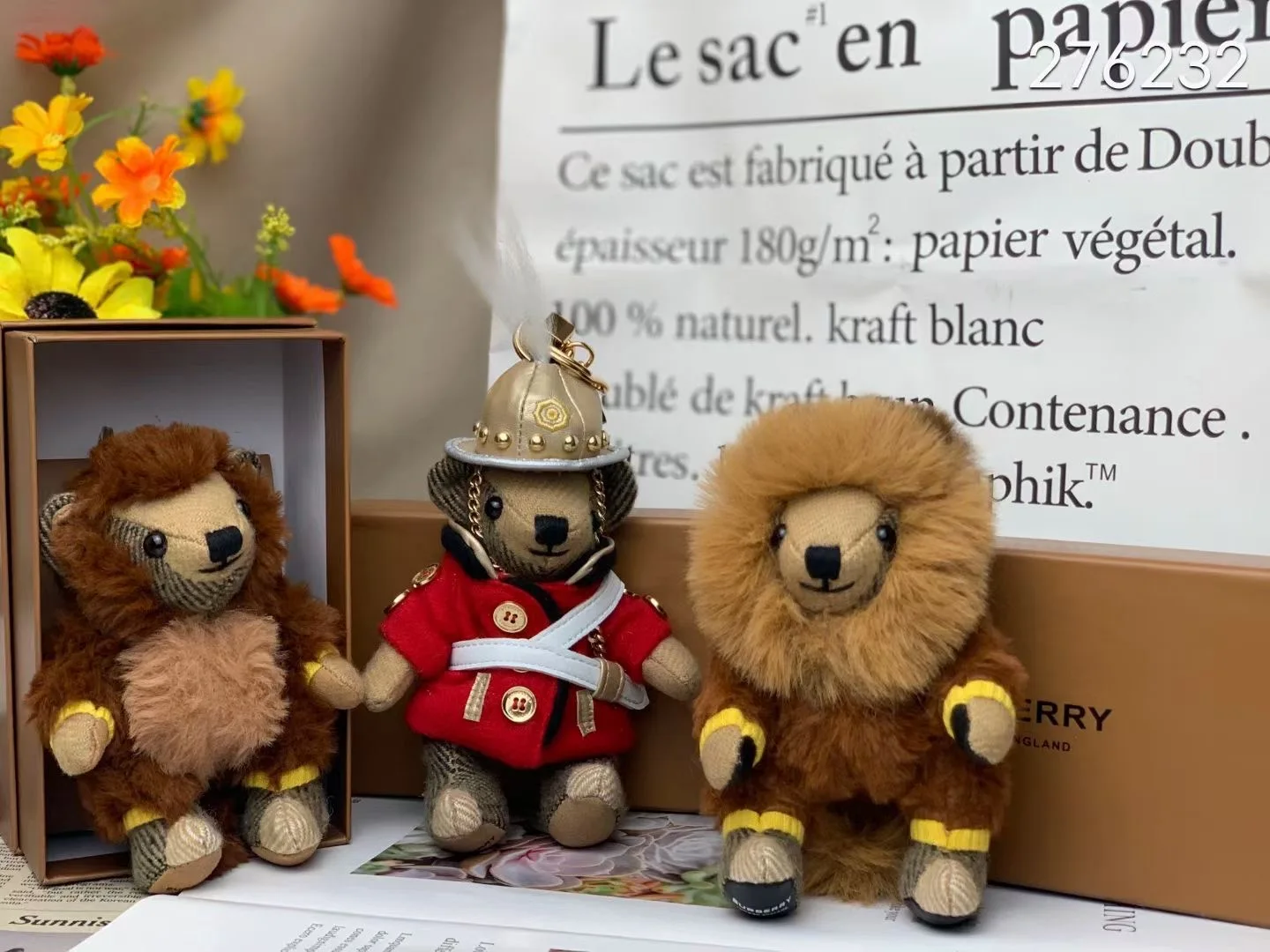 

Trenchcoat Bear Keychain Kawaii Teddy Bear Bag Charm Trendy Woman Handbag Ornament Bear Doll Car Pendant Top Quality Gift