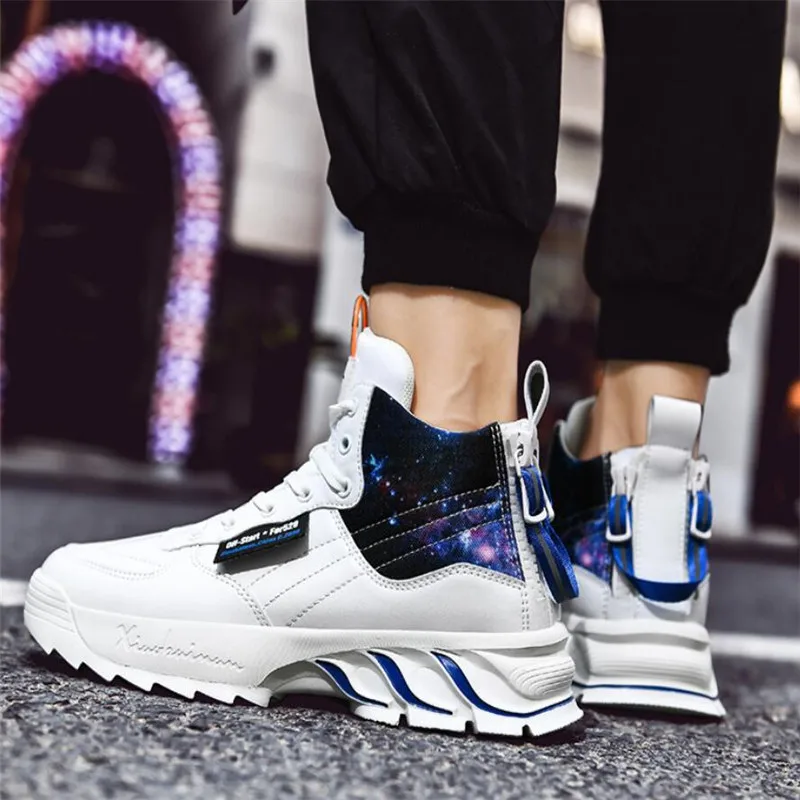

New Style Super Light Weight Retro Sneakers Men's Shoes Fashion Casual Shoes Personality Shoes Special Design of Mens Sneakers