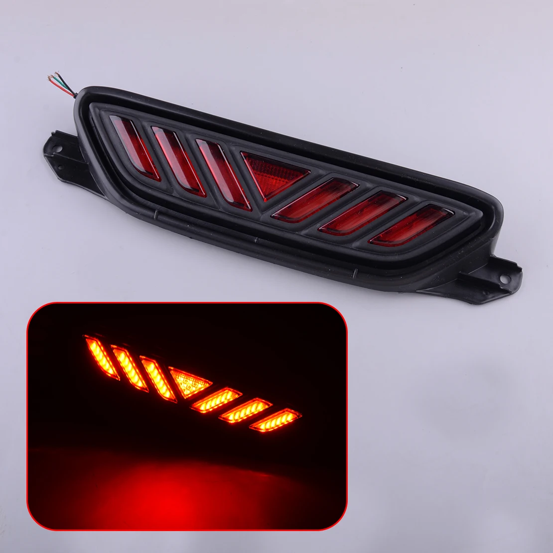 

Car Rear Bumper 3rd Brake Tail Light Fog Lamp Red ABS DC 12V Fit for Toyota CHR C-HR 2016 2017 2018 2019 2020