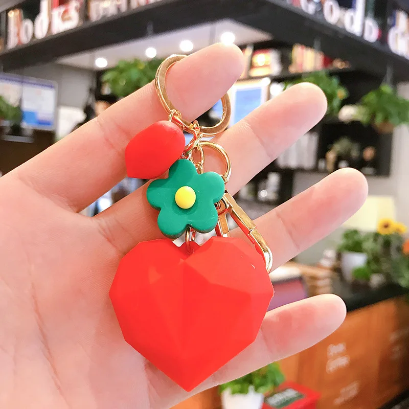 

2020 Creative Cartoon Lovely Geometry Love Heart key chain Personality Simple Fresh Car Chain Bag Pendant Accessories Gift New